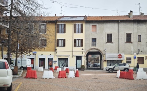 Petizione per modifiche alla viabilità in Piazzetta Dugnani: 252 firme raccolte