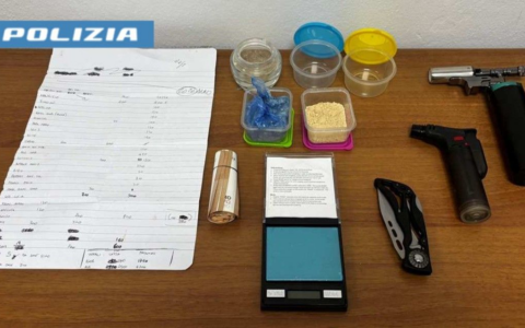 Arrestato pusher all’A8 con kit per lo spaccio