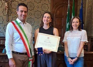 Il Comune di Rho onora Laura Paris per i suoi successi con la Nazionale