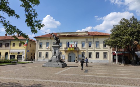Riaprono le Carte Studente, disponibili 5mila euro
