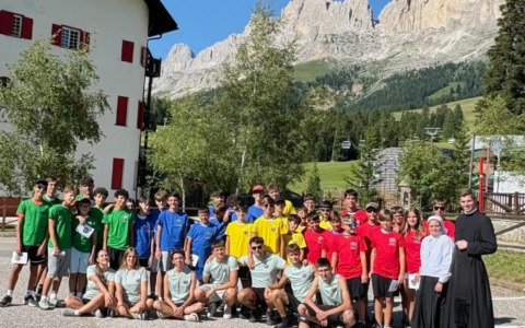 Vacanza estiva 2026: ragazzi in montagna